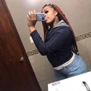 Meet your Posher, Semonna